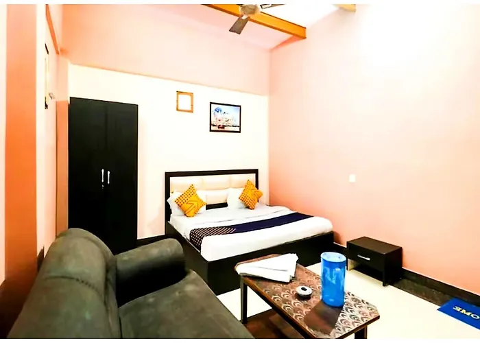 Hr Hotel And Guest House By Mainak